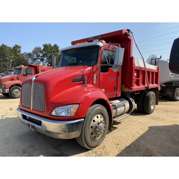 2022 KENWORTH T370 Dump Truck