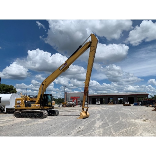 2020 CAT 326 LONG REACH Excavator