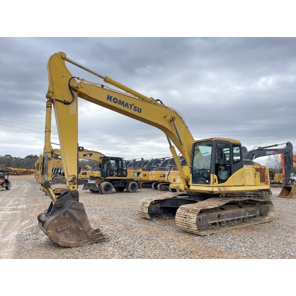2005 KOMATSU PC200LC-7L Excavator