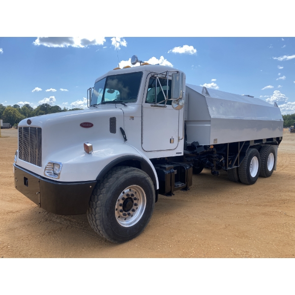 2004 PETERBILT 330 Water Truck