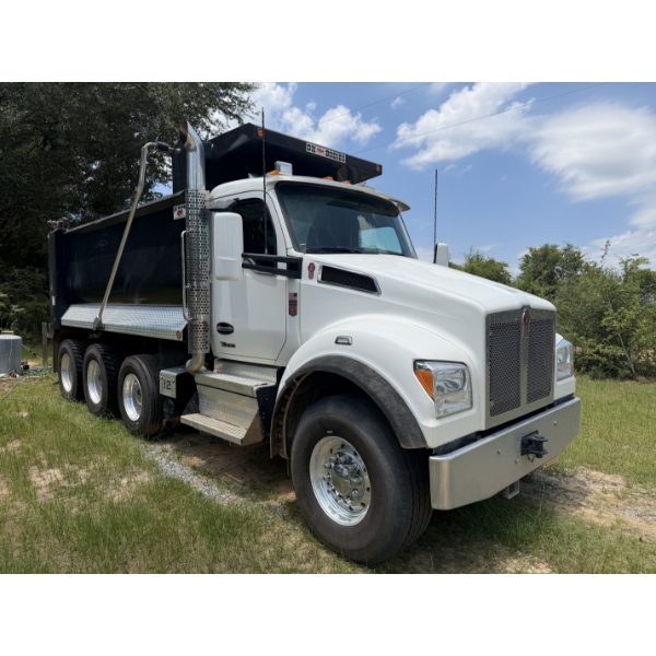 2026 KENWORTH T880S Dump Truck