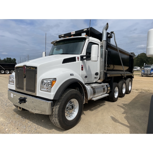 2025 KENWORTH T880S Dump Truck