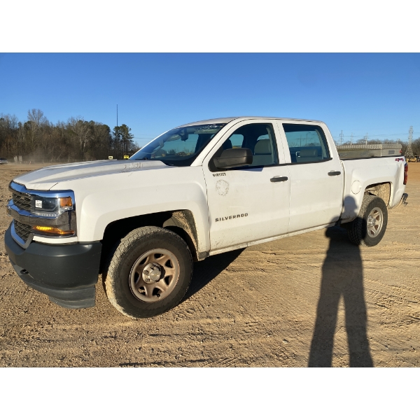 2018 CHEVROLET SILVERADO Pickup Truck