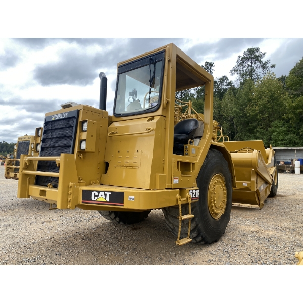 1999 CAT 621F Motor Scraper