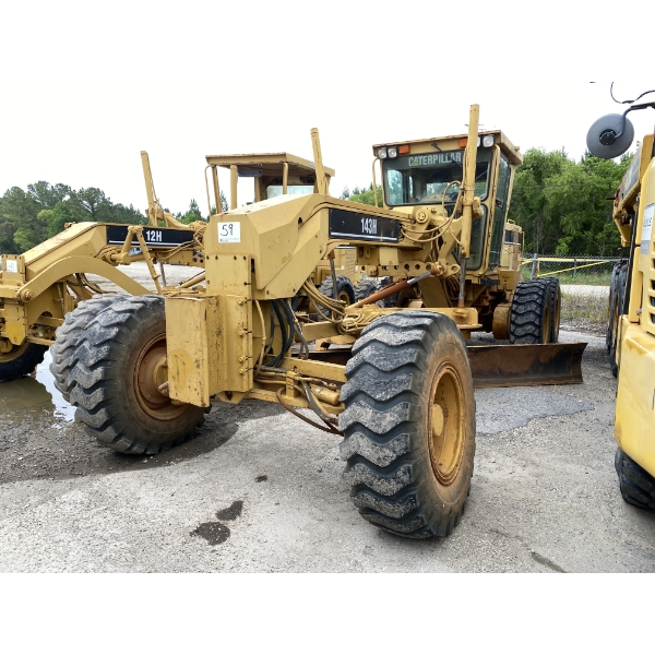 2001 CAT 143H Motor Grader