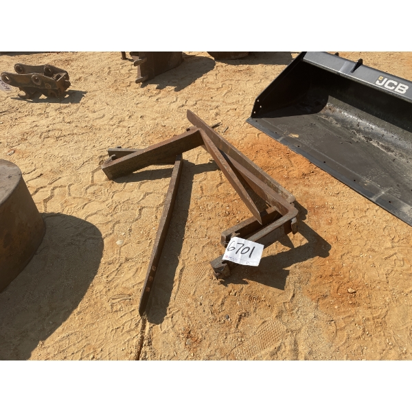 FORKLIFT FORKS (4)