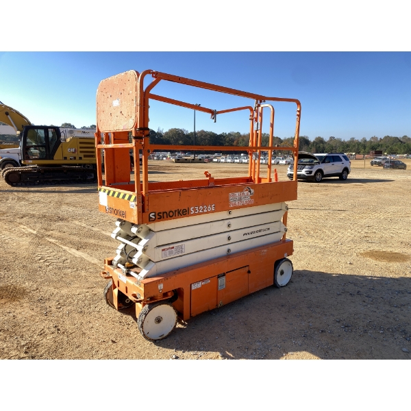 2023 SNORKLE S3226E Scissor Lift