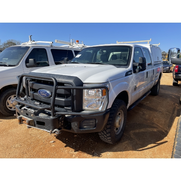 2015 FORD F350 XL Pickup Truck