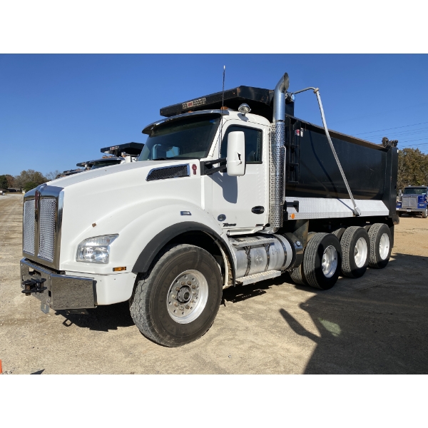 2019 KENWORTH T880 Dump Truck