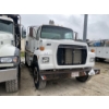 Image 4 : 1996 FORD LN8000 Fuel / Lube Truck