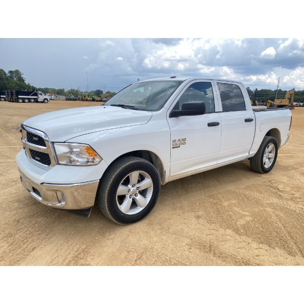 2022 RAM 1500 CLASSIC Pickup Truck