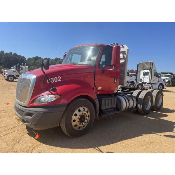 2016 INTERNATIONAL PROSTAR + 122 Day Cab Truck
