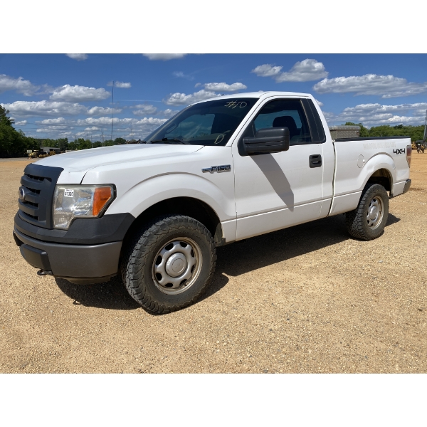 2010 FORD F150 XL Pickup Truck