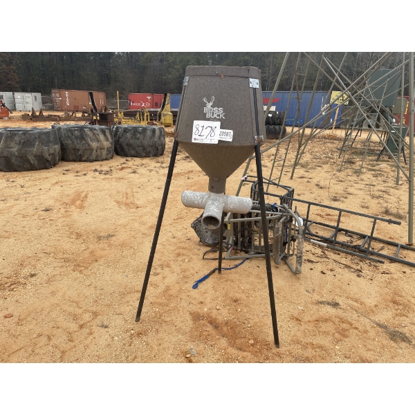 BOSS BUCK DEER FEEDER