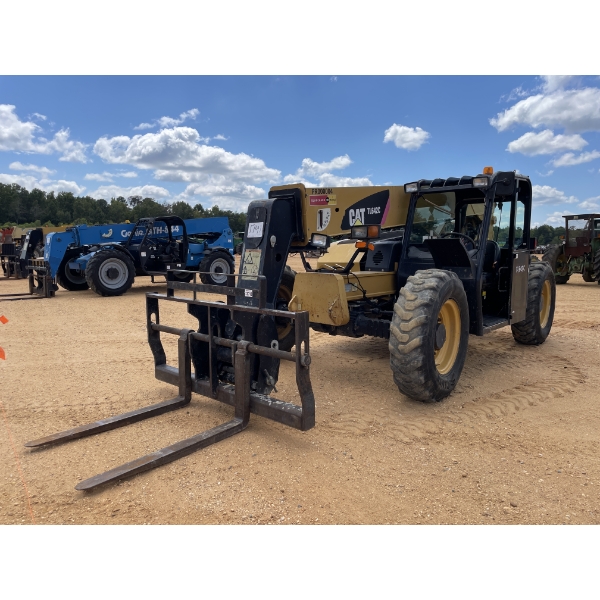 2014 CAT TL642C Forklift - Telehandler
