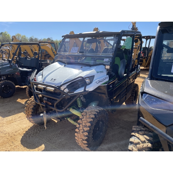 2019 KAWASAKI TERYX 4 UTV