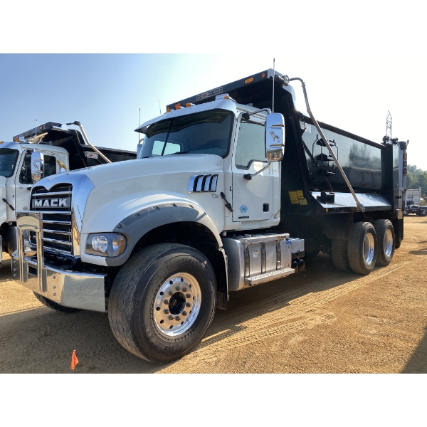2021 MACK GR64F Dump Truck