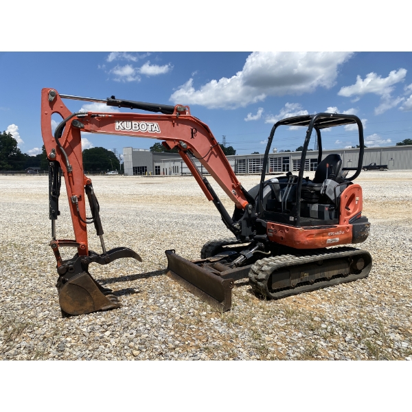 2016 KUBOTA KX040-4 Excavator - Mini