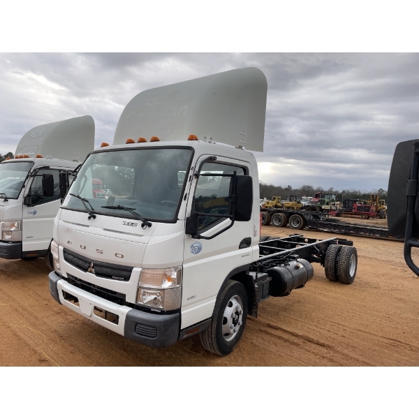 2017 MITSUBISHI FUSO FE160 Cab and Chassis Truck
