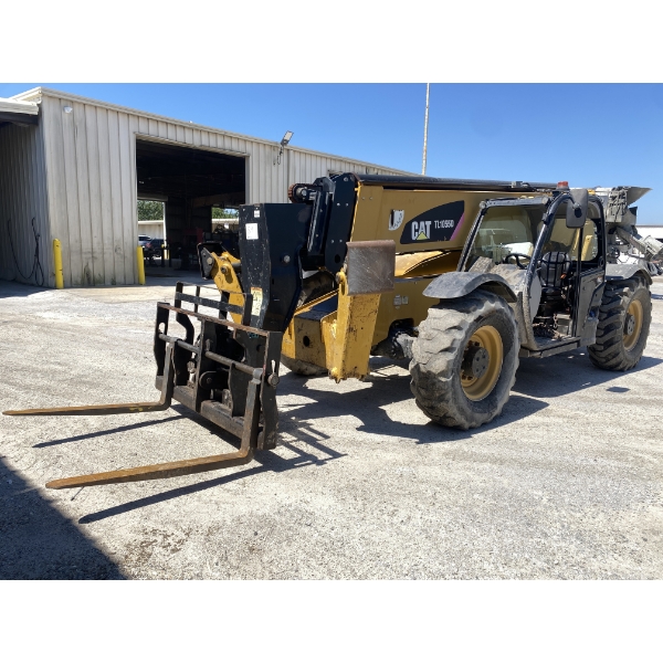 2017 CAT TL1055D Forklift - Telehandler