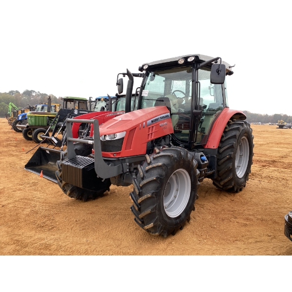 2014 MASSEY FERGUSON 5612 DYNA 4 Farm Tractor