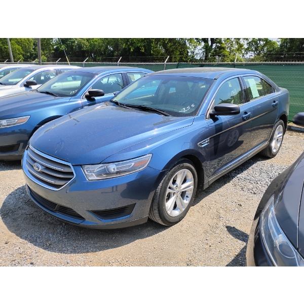 2018 FORD TAURUS Automobile