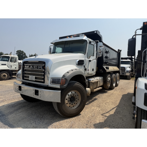 2026 MACK GR64F Dump Truck