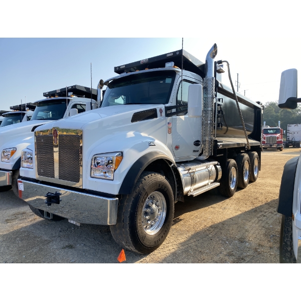 2025 KENWORTH T880S Dump Truck