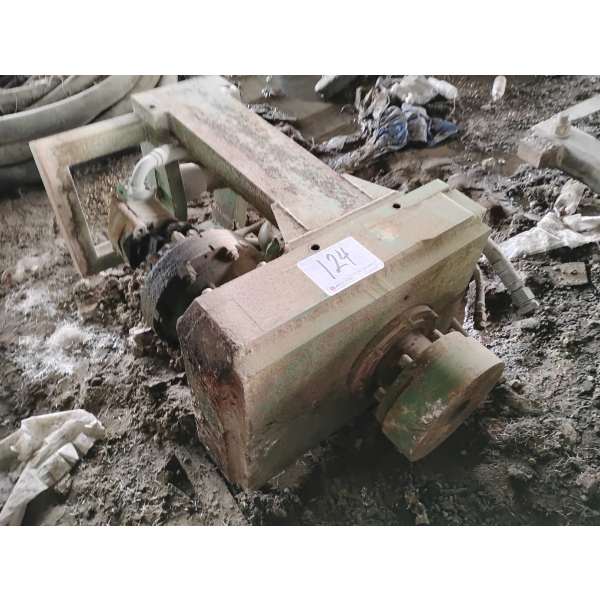 ICE AUGER