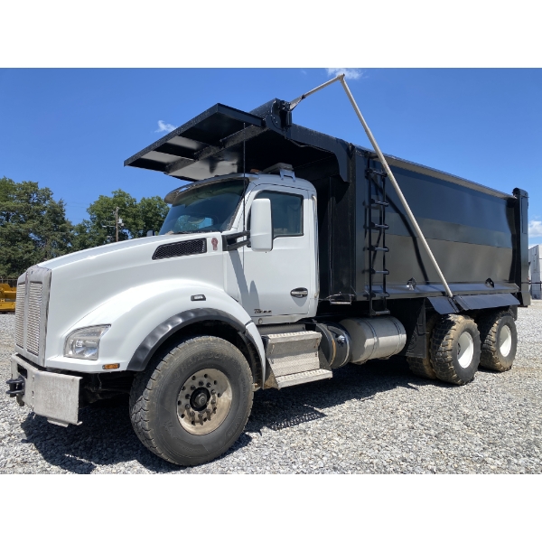2019 KENWORTH T880 Dump Truck