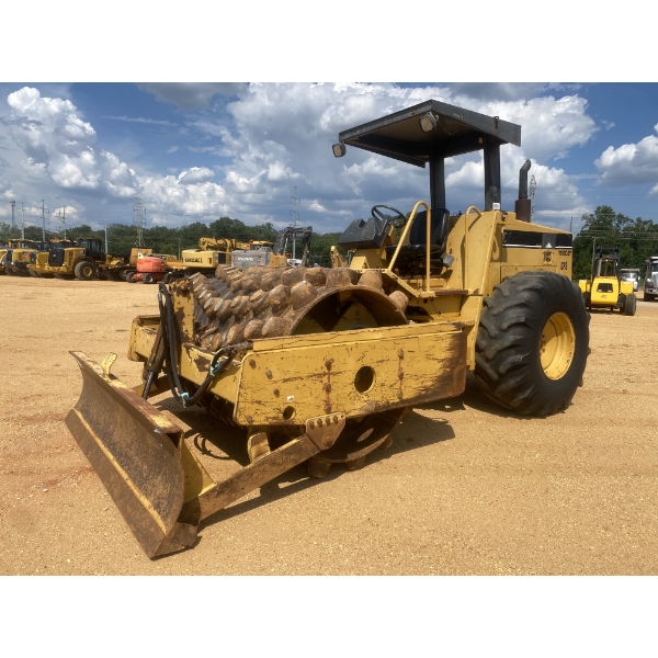 1999 CAT CP-563C Roller