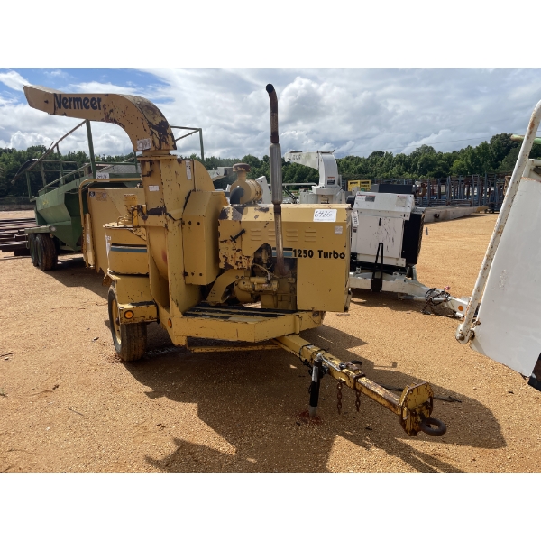 VERMEER 1250 Chipper