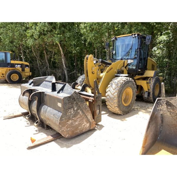 2022 CAT 926M Wheel Loader