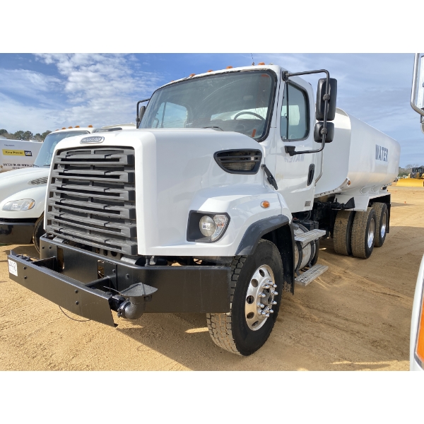2013 FREIGHTLINER 108 SD Water Truck