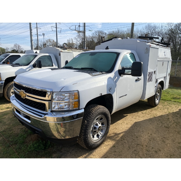 2013 CHEVROLET 3500 HD Service / Mechanic Truck