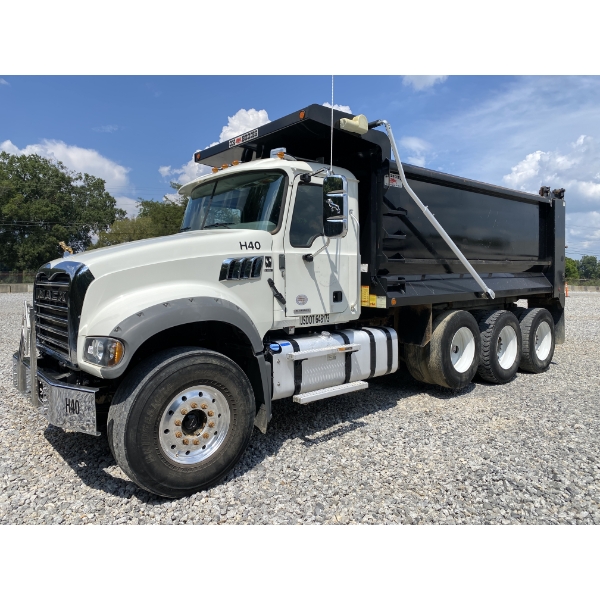 2021 MACK GR64F Dump Truck