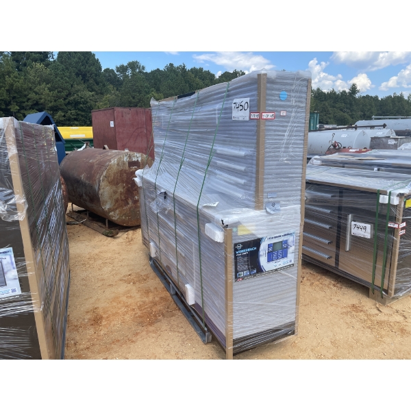 7 FT 18 DRAWERS WORKBENCH