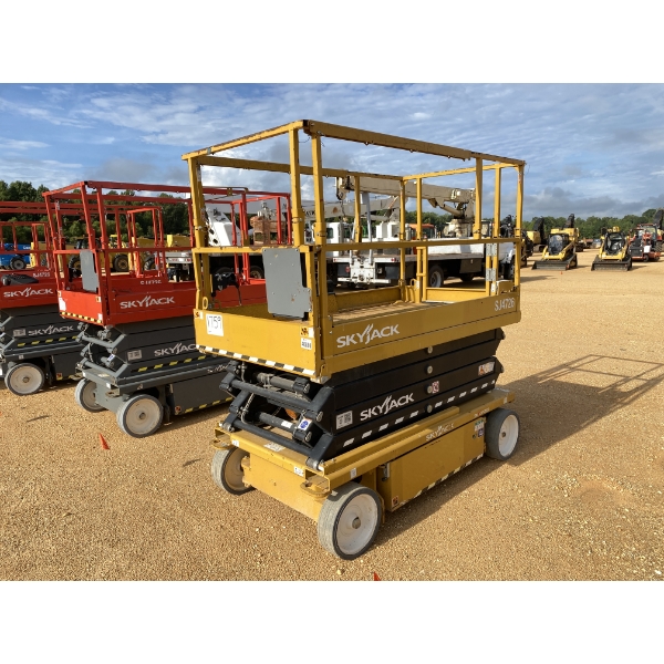 2021 SKYJACK SJ4726 Scissor Lift