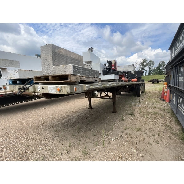 2000 FRUEHAUF  Flatbed Trailer