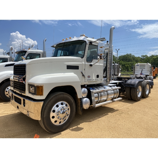 2026 MACK PI64T Day Cab Truck