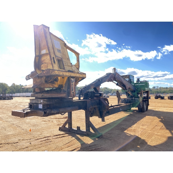 2006 JOHN DEERE 437C Log Loader