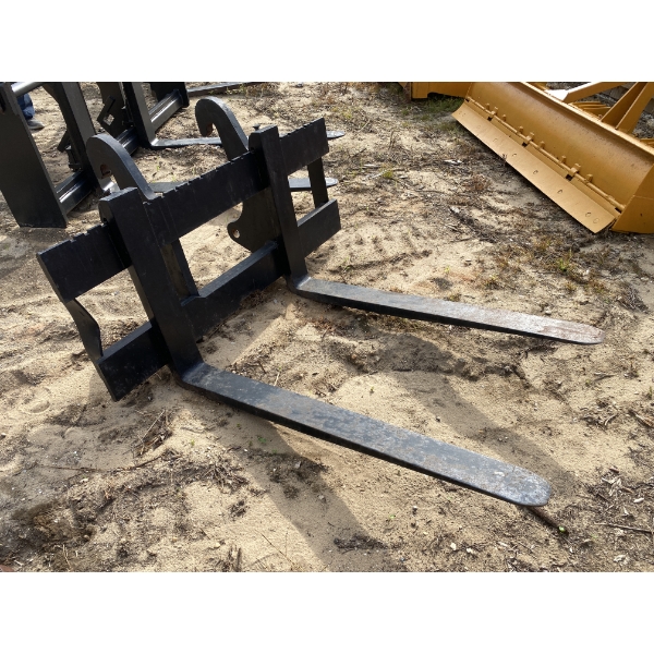 LOADER FORKS