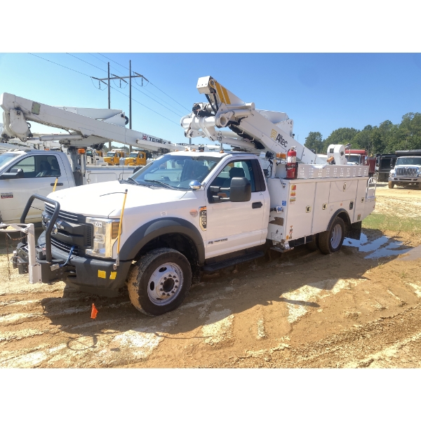 2018 FORD F550 XL Bucket Truck