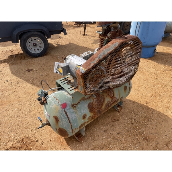 2008 CHAMPION 50 GALLON Air Compressor