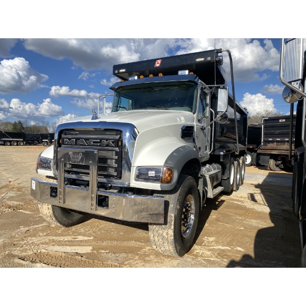 2025 MACK GR64F Dump Truck