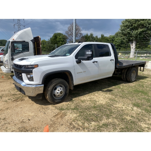 2022 CHEVROLET 3500 HD Flatbed Truck