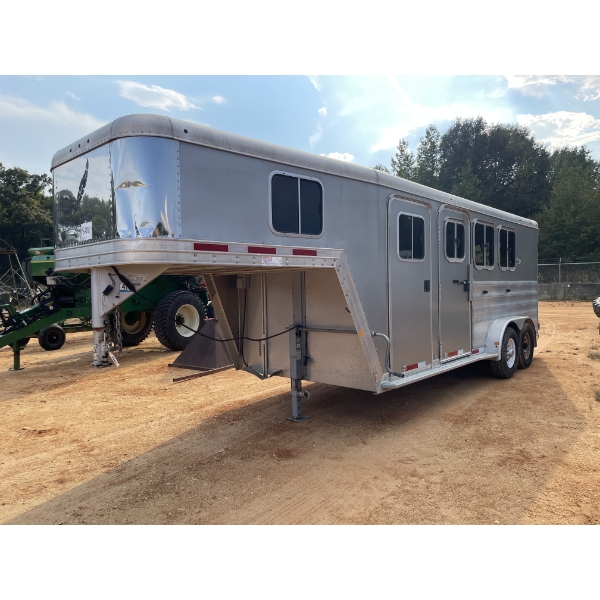 2013 FEATHERLITE 8541-703H-STD Livestock Trailer