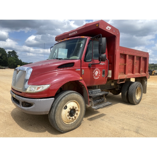 2014 INTERNATIONAL DURASTAR 4300 Dump Truck