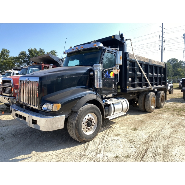 2014 INTERNATIONAL PAYSTAR 5900i Dump Truck