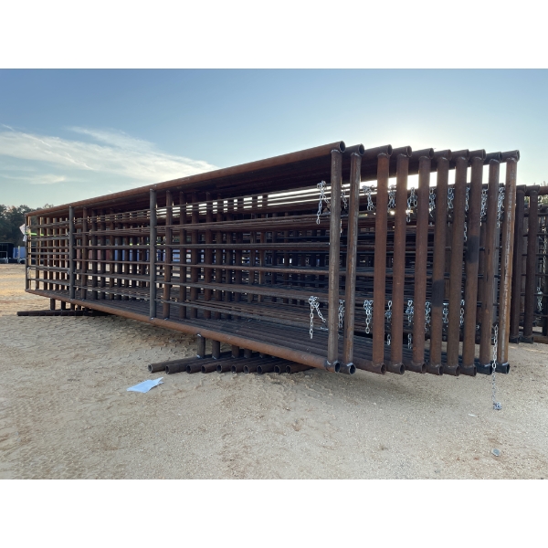 (9) 24' CATTLE PANELS & (1) PANEL W/ GATE